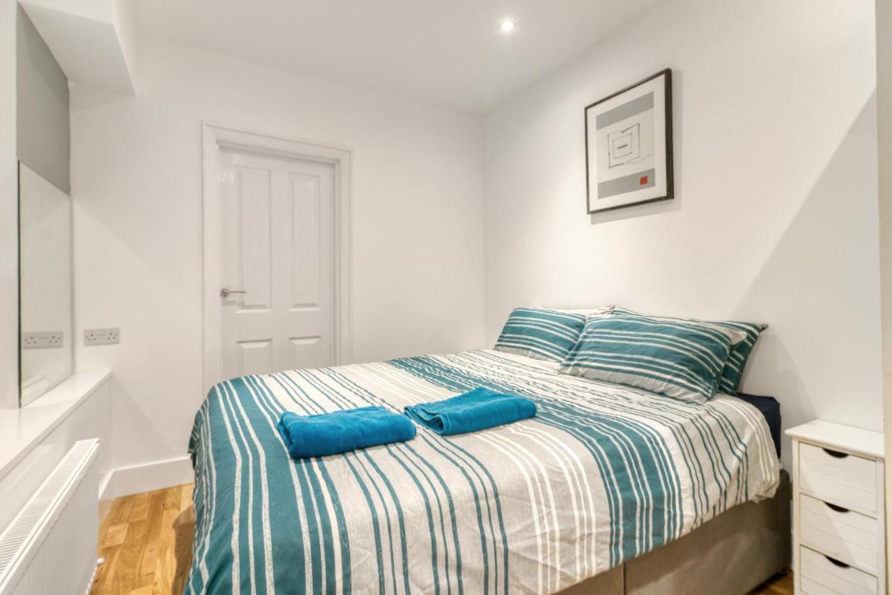 Holland Park Apartment Londen Buitenkant foto