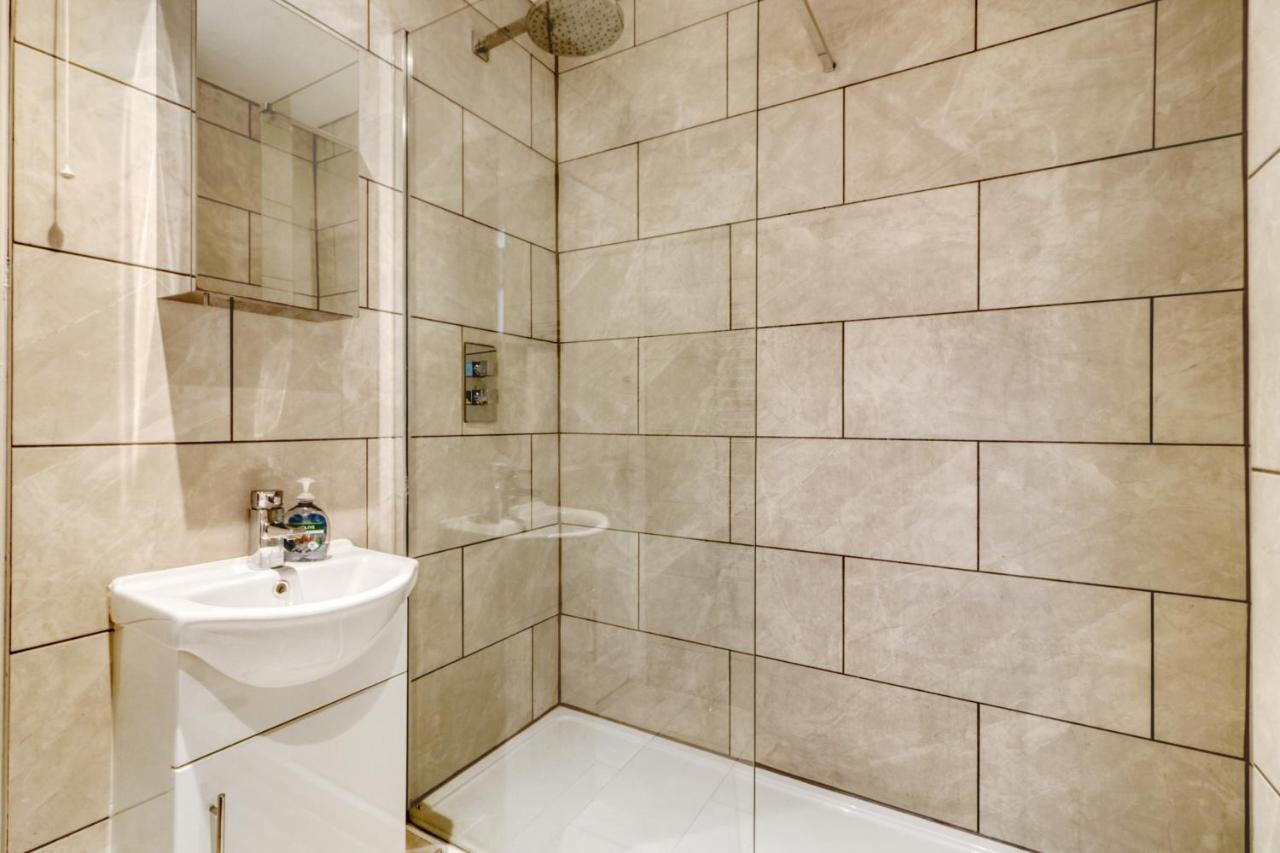 Holland Park Apartment Londen Buitenkant foto
